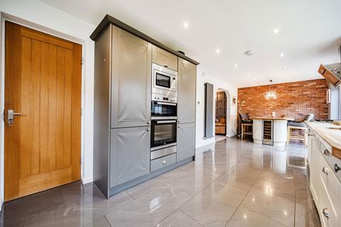 13 Dendrum Close, Oakworth, Keighley, BD22 7JQ