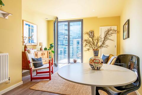 1 bedroom apartment for sale, at Flat 714 Ceylon House, 70 Alie Street, London E1