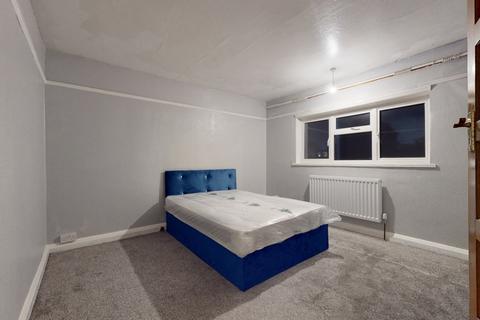 1 bedroom house to rent, Iveagh Avenue, London NW10