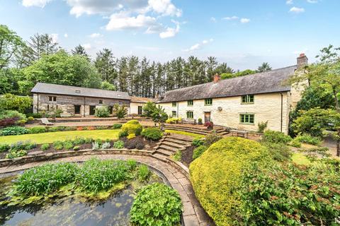 undefined, Llananno, Llandrindod Wells, LD1 6TT