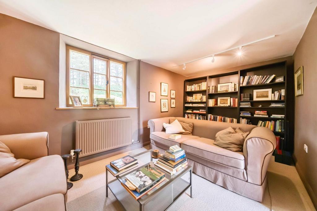 Snug Reading Room.jpg