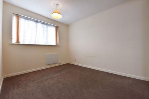 1 bedroom flat for sale, Grant Close, Kingswinford DY6