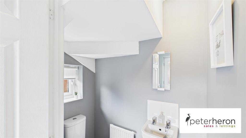 Cloakroom/WC