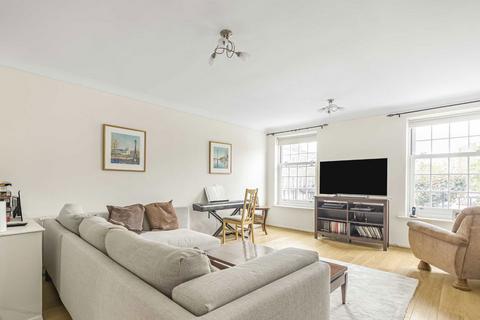 4 bedroom house for sale, Broom Park, Teddington TW11