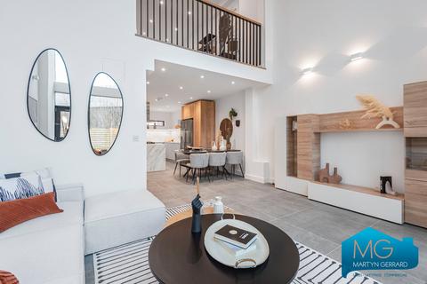 undefined, Greenoak Close, London, N20
