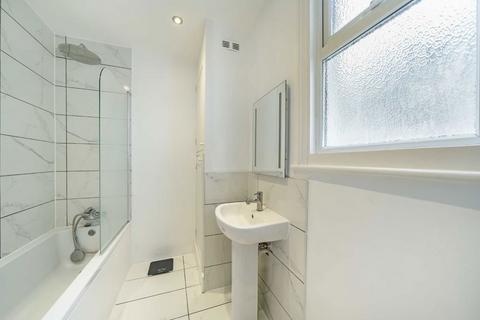 Flat 2, 10 Cowdrey Road, London, SW19 8TU