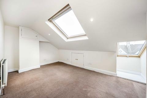 5 bedroom terraced house for sale, Avoca Road, London SW17