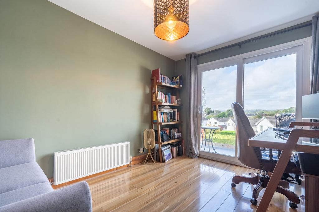 Bedroom/office
