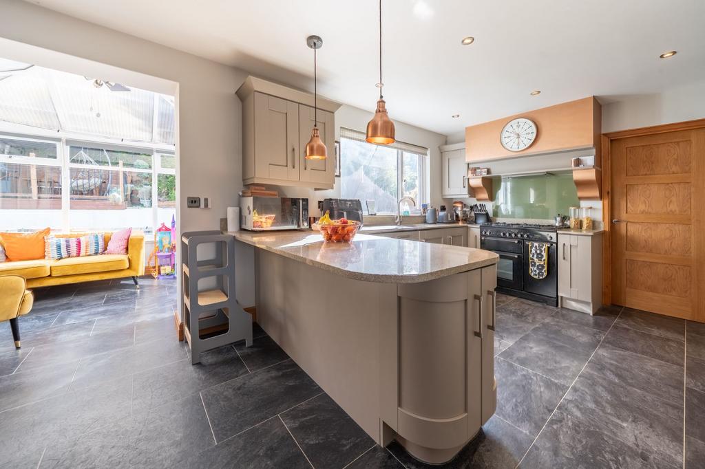 Kitchen diner