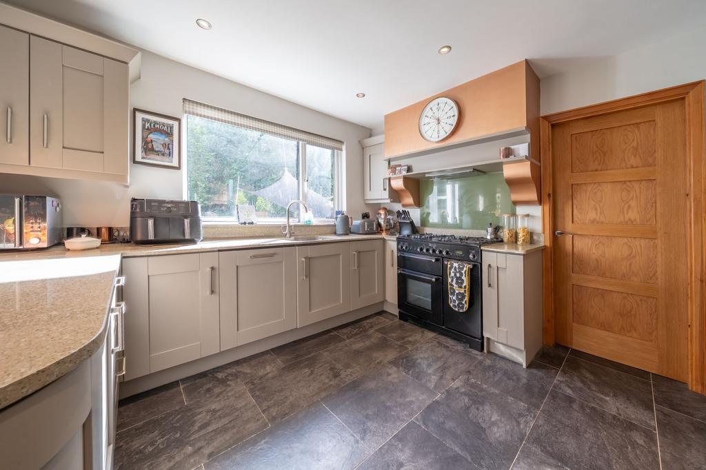 Kitchen diner