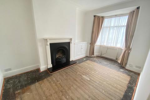 2 bedroom terraced house for sale, Welford Road, Wigston LE18