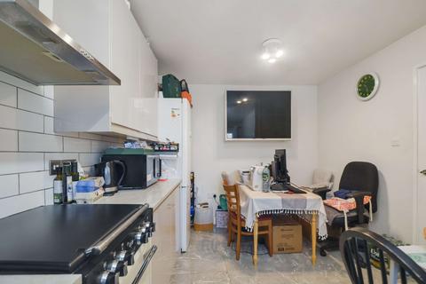 undefined, at New River Way, Newton Close, London N4