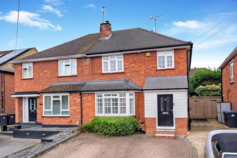 Crows Road, Epping