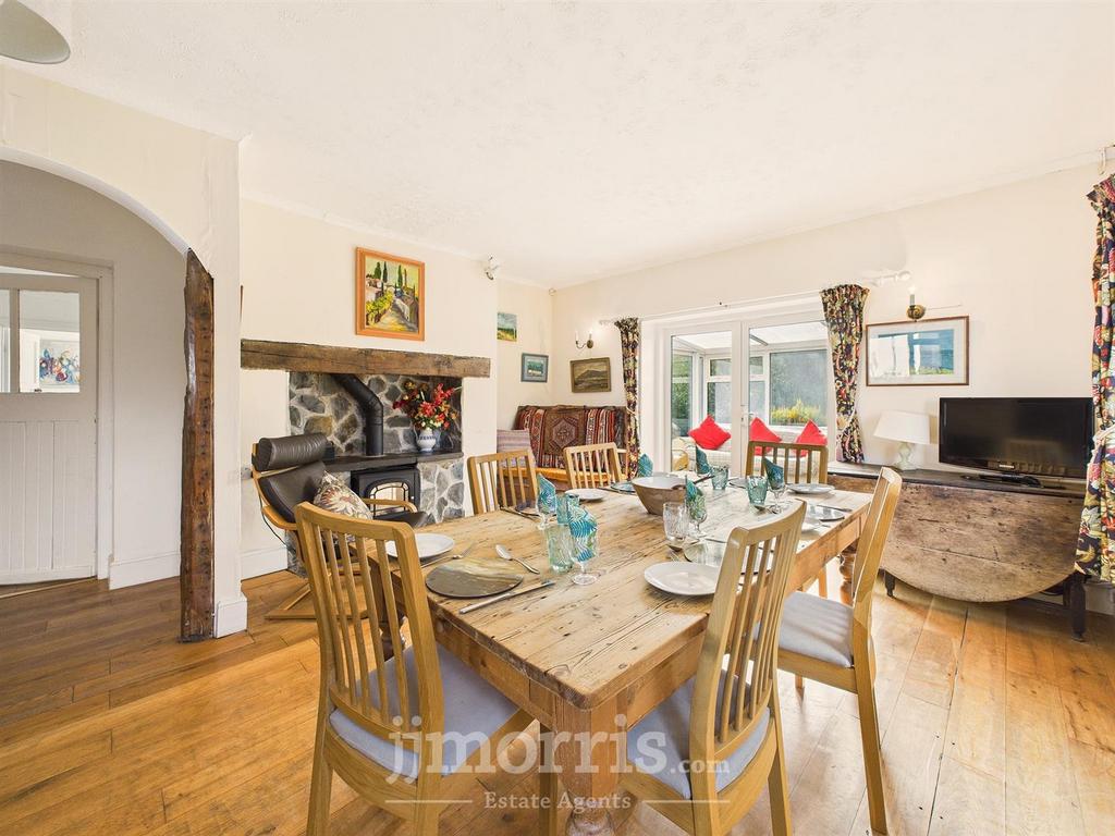 CAM05297 G0-PR0092-STILL023.jpg