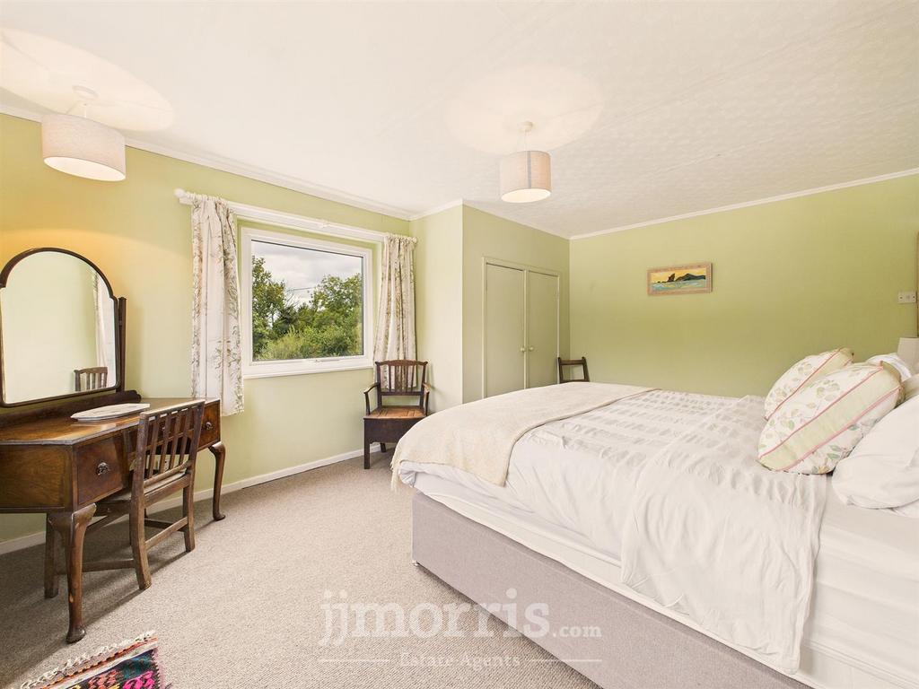 CAM05297 G0-PR0092-STILL036.jpg