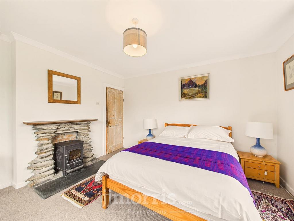 CAM05297 G0-PR0092-STILL044.jpg