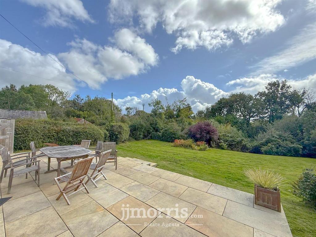 Fc0 c4 fc6 c6 d2 45 ce 93 ff 8 e608 f197 feb.jpeg