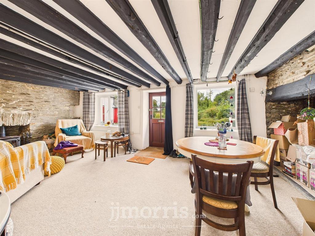 CAM05297 G0-PR0092-STILL047.jpg