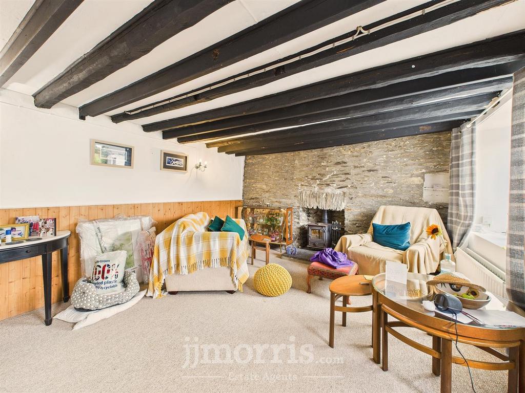 CAM05297 G0-PR0092-STILL045.jpg