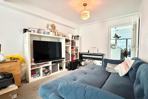 undefined, Upperton Road West, London E13