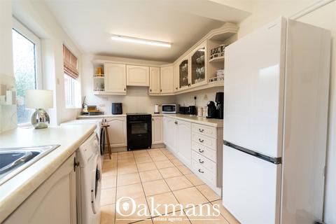 3 bedroom semi-detached house for sale, Kemshead Avenue, West Midlands B31