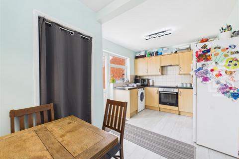 2 bedroom semi-detached house for sale, Charter Road, Rugby CV22
