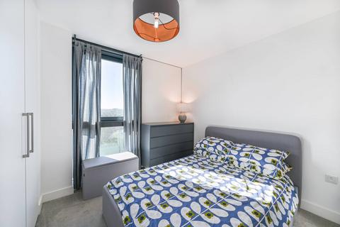 1 bedroom flat for sale, Churchyard Row, Elephant and Castle, London, SE11