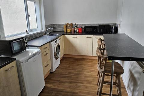 3 bedroom semi-detached house for sale, 36 Park Avenue, Wombourne, Wolverhampton