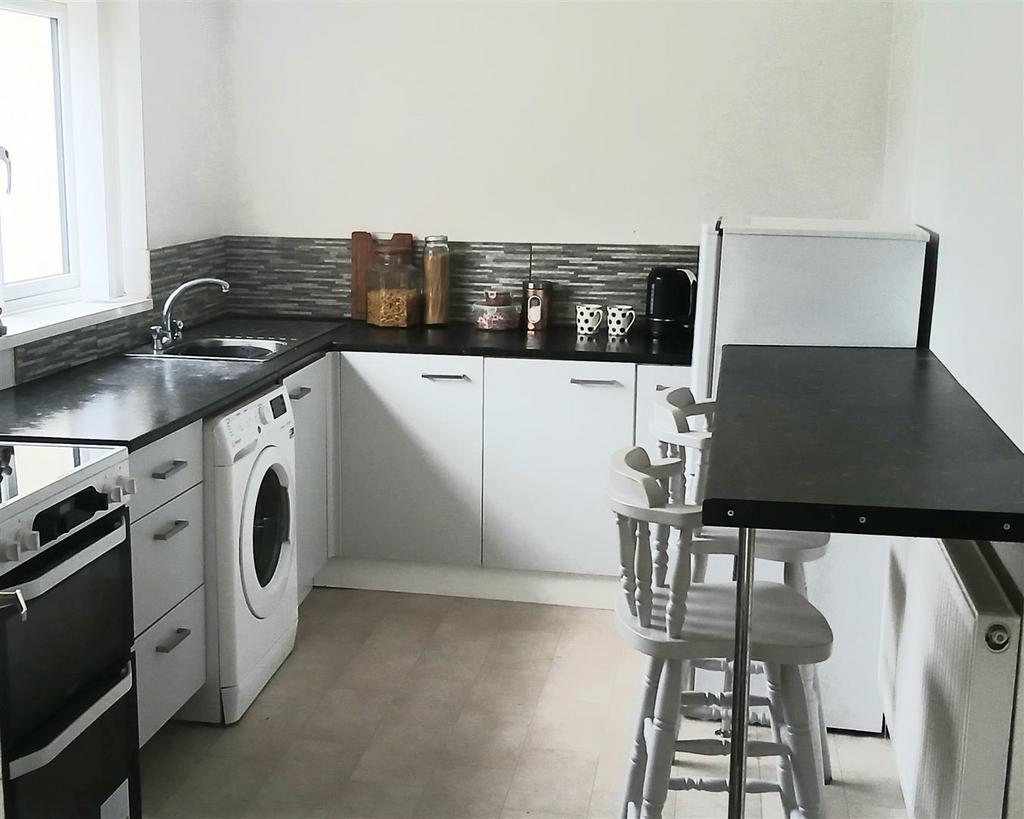 Kev kitchen pic.jpg