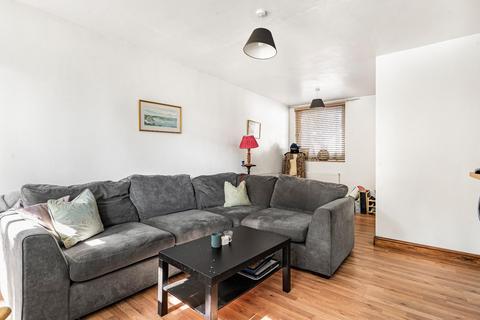 2 bedroom flat for sale, Flaxman Road, London, SE5