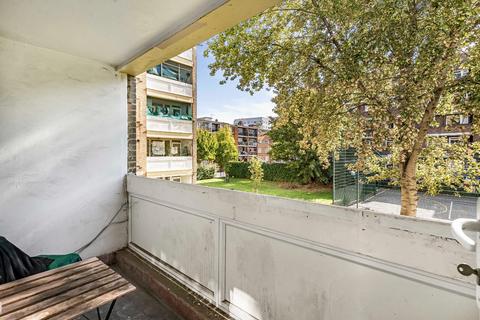 2 bedroom flat for sale, Flaxman Road, London, SE5