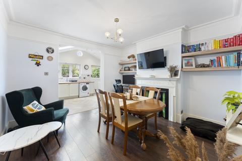 2 bedroom apartment for sale, Grove Avenue, Hanwell, W7