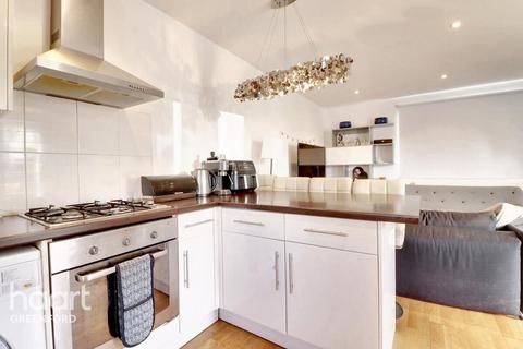 2 bedroom maisonette for sale, Otter Road, Greenford