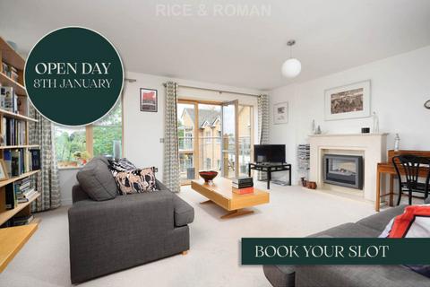 undefined, Oatlands Drive, Weybridge KT13
