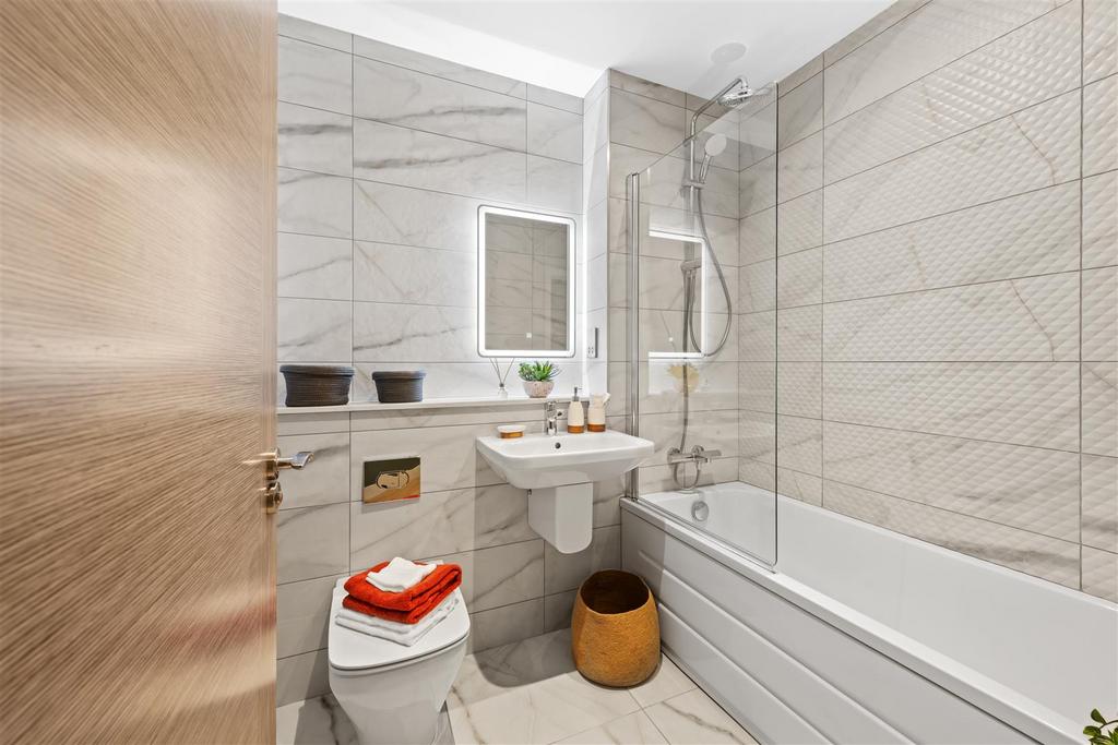 Family bathroom