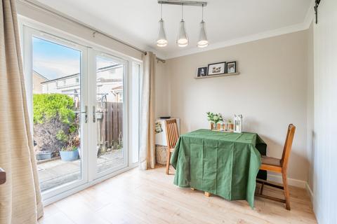 77 Burghlee Crescent, Loanhead, EH20 9BL