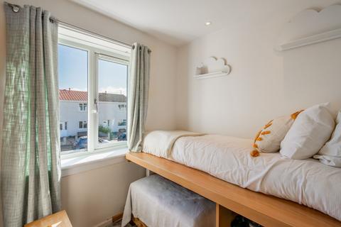 77 Burghlee Crescent, Loanhead, EH20 9BL