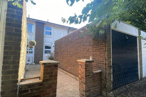 31 Thirlmere Gardens, Northwood, HA6 2RX