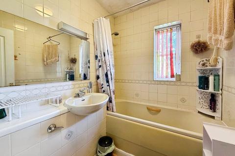 1 bedroom end of terrace house for sale, Maguire Drive, Camberley GU16