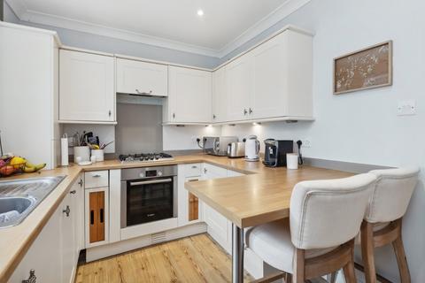 2 bedroom maisonette for sale, Arlington Lodge, Monument Hill, Weybridge, Surrey, KT13