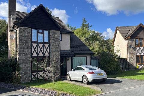 3 bedroom detached house for sale, Clos y Berllan, Newbridge-on-Wye, LD1