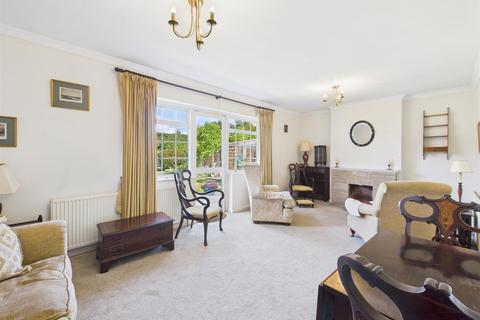 2 bedroom detached bungalow for sale, Woodford Crescent, Pinner HA5