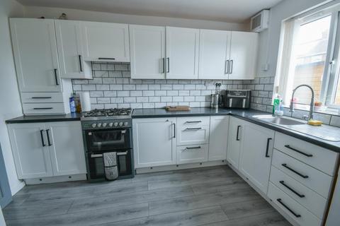 4 bedroom semi-detached house for sale, Durham Road, Stanley DH9