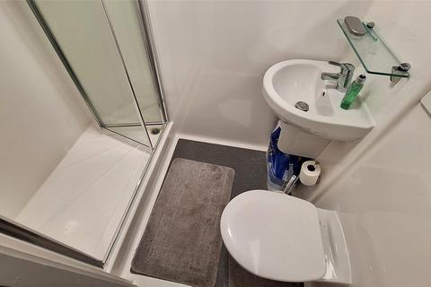Studio for sale, Low Hill, Liverpool, Merseyside, L6