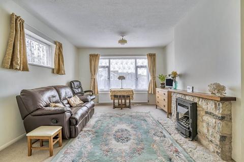 2 Burnards Close, Colyton, EX24 6PH