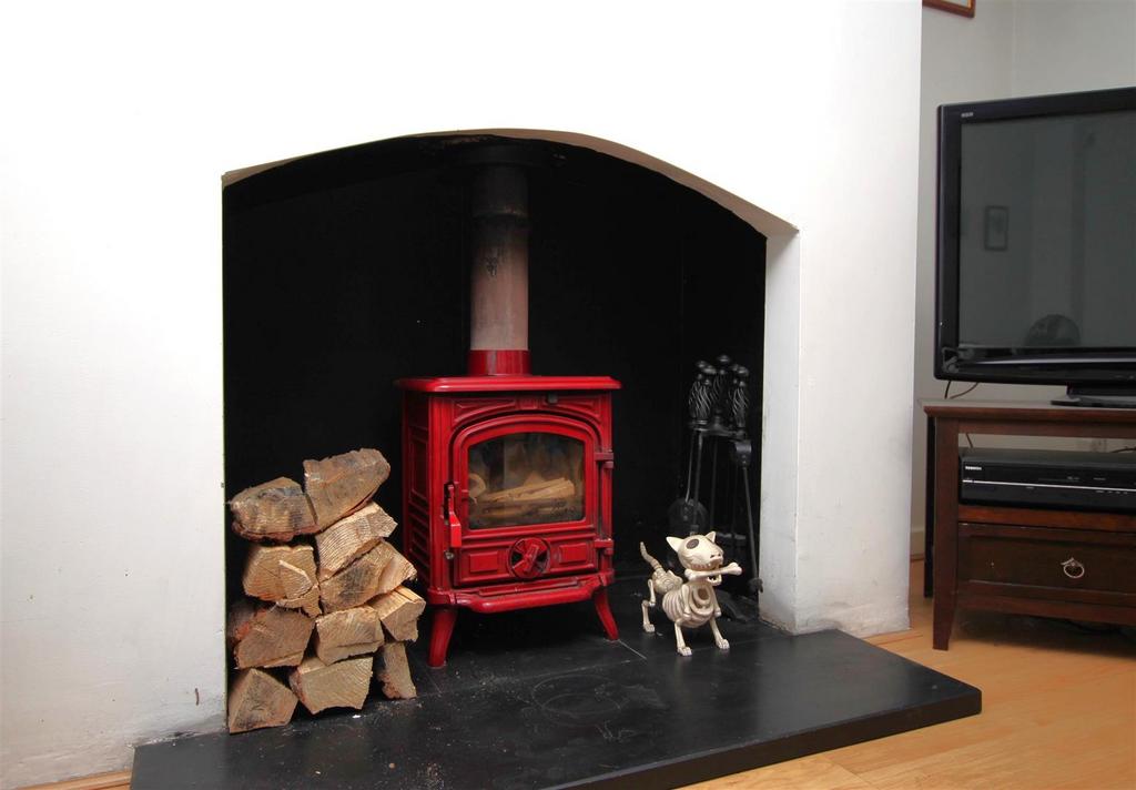 Fireplace.JPG