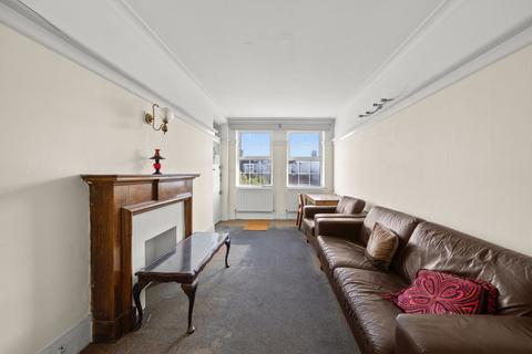 3 bedroom flat for sale, Clarendon Court, Sidmouth Road, NW2