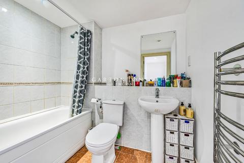 1 bedroom apartment for sale, Warwick Building, 366 Queenstown Road, London, SW11