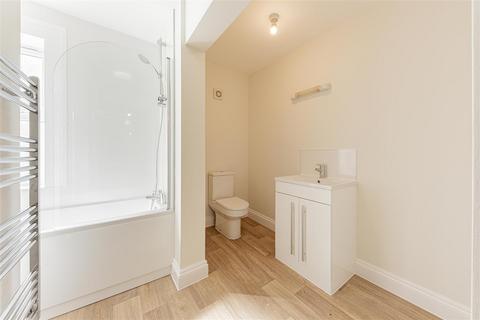 2 bedroom apartment for sale, Pleydell Gardens, Folkestone CT20