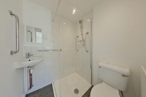 2 bedroom flat for sale, Queensway, Hemel Hempstead HP2